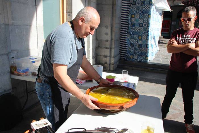 Jendetza eta giro ona nagusi 42 1494849376929