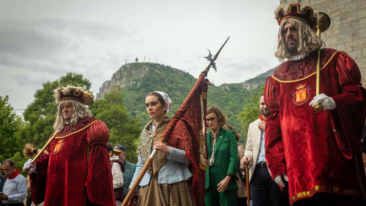Tradizioaren lekukoa harturik ospatu dute Otxomaioetako egun nagusia