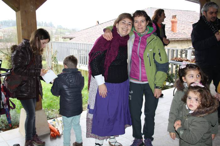 Olentzerok, Maridomingik eta 25 1513680239799