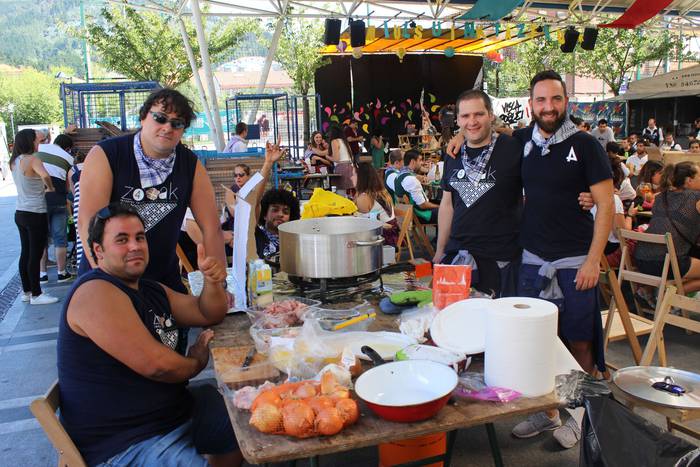 Atzoko Gazteen Egunak itxi d 92 1503058236518