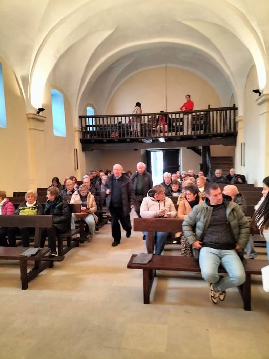 Dozenaka lagun bildu zituen  4 1767373953246