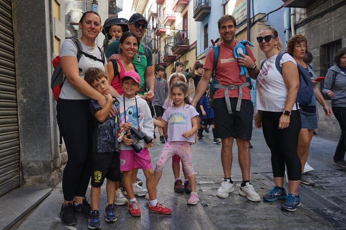 Adin guztietako mendizaleek  31 1760277194118