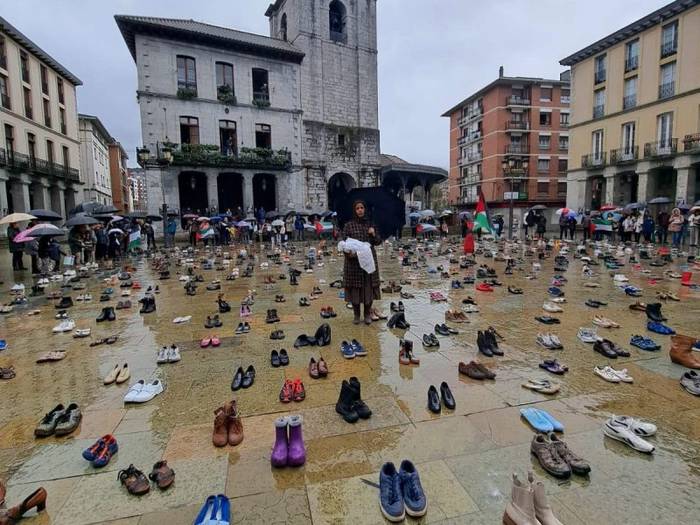 '16 poema Palestinako' erresistentziari eskainiak, arratsaldean Laudion