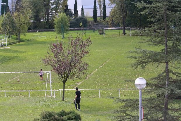 Amurrioko udal kirol guneen lizitazioa bertan behera uztea eskatu dute sindikatuek eta Aiaraldeko Euskalgintza Kontseiluak