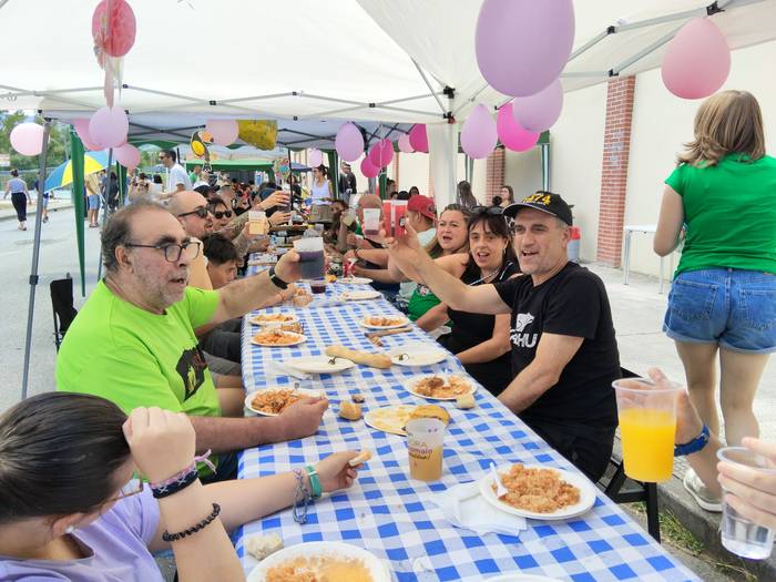 Paella, tortilla eta jokoak  19 1754350694860