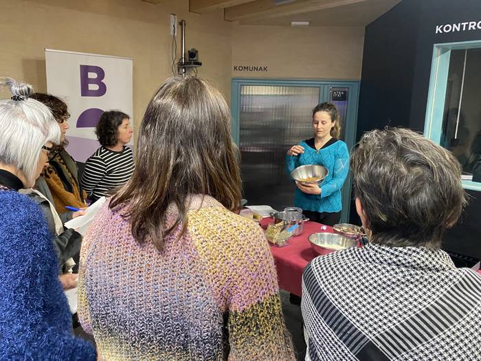 43 lagun jaso ditu "Elikadur 9 1776332218513