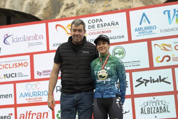 Lucia Gonzalezek eta Kevin S 102 1762015342938