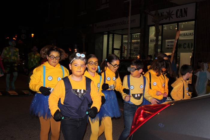 Mozorro koloretsuek ziprizti 14 1488200647811