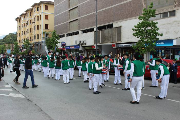 Ehunka umek zabaldu dute dan 28 1493310933594