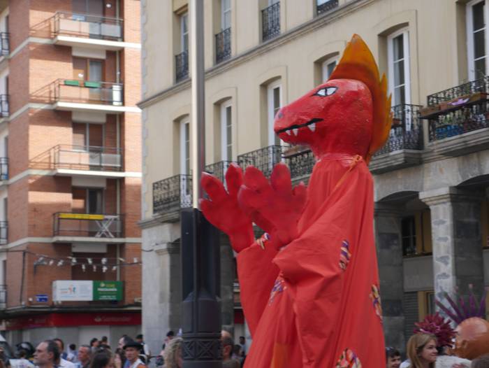 Dantza eta sua uztartu zitue 29 1661604214492