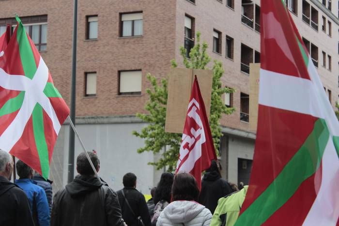 Pentsionisten, emakumeen eta 26 1525176706172