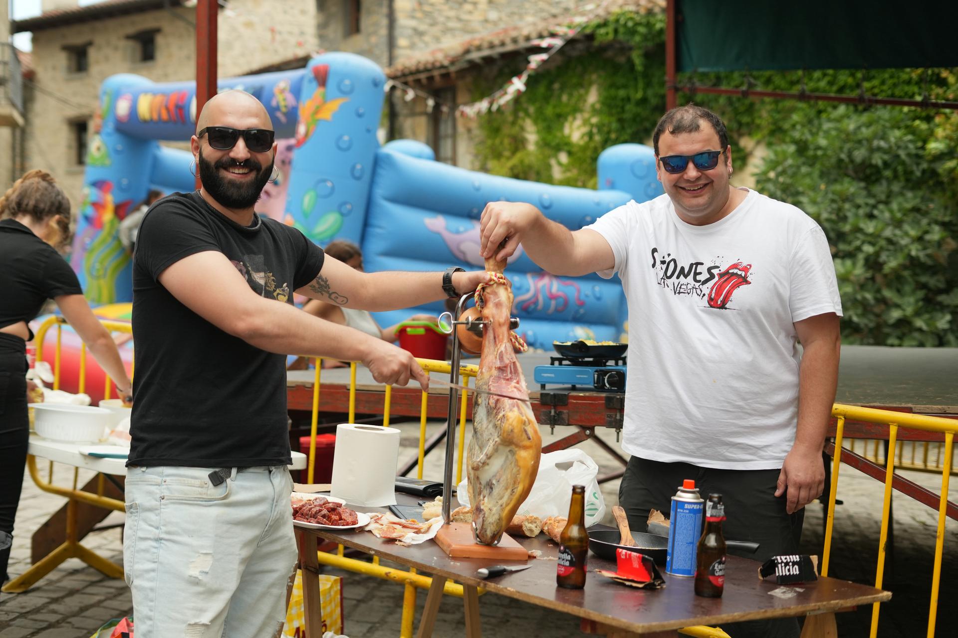 Asteburu honetan, herri txiki parranda handi: Erretes Tudela, Salmanton, Arakaldo, Luiaondo, Zuhatza...
