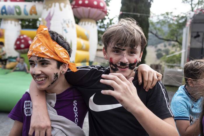 Auzolanean eta festa-giroan  14 1756712620293