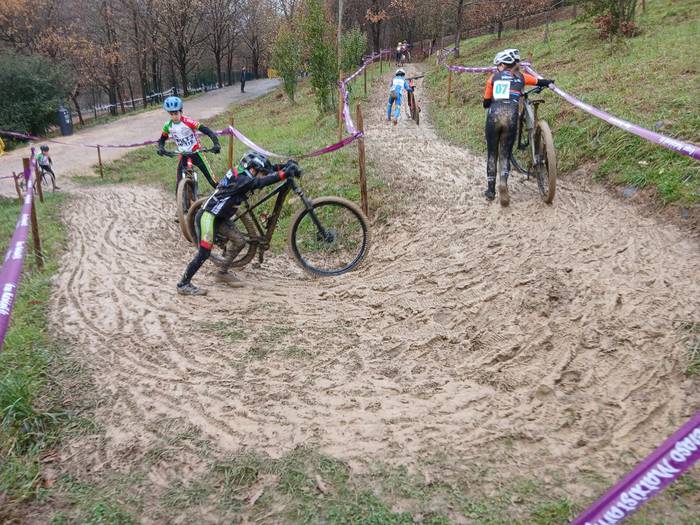 Zirkuitu gogorra izan zuten  63 1768228123597