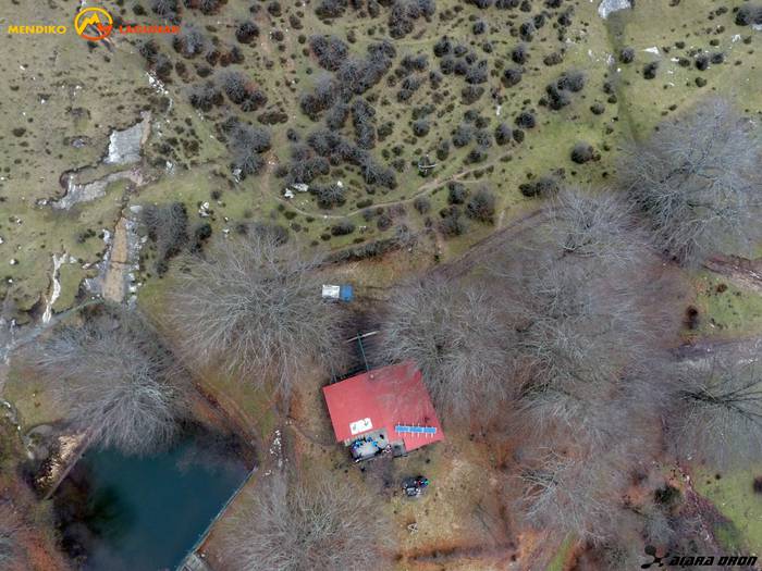 Aldapan gora agurtu dute Men 10 1514875707417