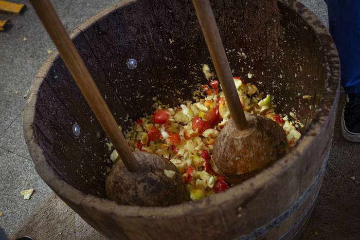 Sagarraren tradizioa plazara 8 1759588484523