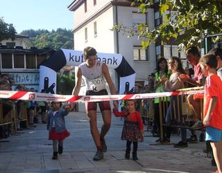 Eskerrak Ahulak Garen taldearen aldeko elkartasun erronkarekin abiatuko dute Arrankudiaga-Zolloko Trail Lasterketa, egun bat lehenago