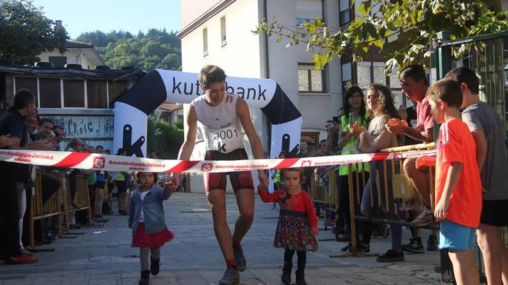 Eskerrak Ahulak Garen taldearen aldeko elkartasun erronkarekin abiatuko dute Arrankudiaga-Zolloko Trail Lasterketa, egun bat lehenago