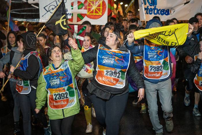 Aldarrikapenez eta pirotekni 41 1774600295550