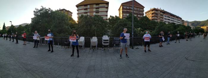 Protesta egin dute Zubiko Ku 14 1588801145555