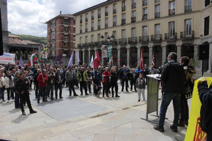 Pentsionisten, emakumeen eta 34 1525176776912