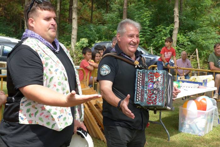 Andra Mari Zuriaren jaiak je 6 1754900916549