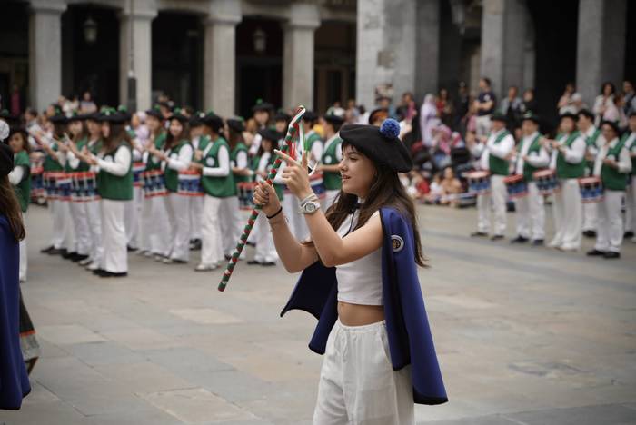 Hezkuntza komunitateak eman  13 1777063524046