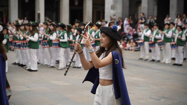 Hezkuntza komunitateak eman die hasiera San Prudentzioko ospakizunei Laudion
