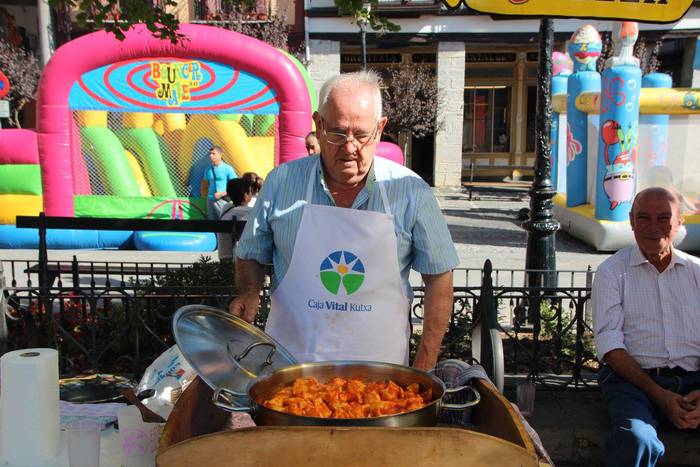 Folk doinuak eta marmitako t 3 1504428567651