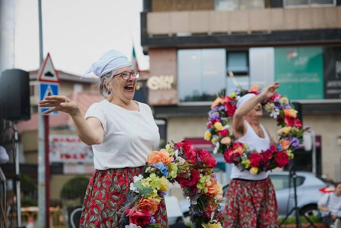 Laudioarrek antzerkia eta zirkua beroaren aurkako entretenigarri gisa izango dute