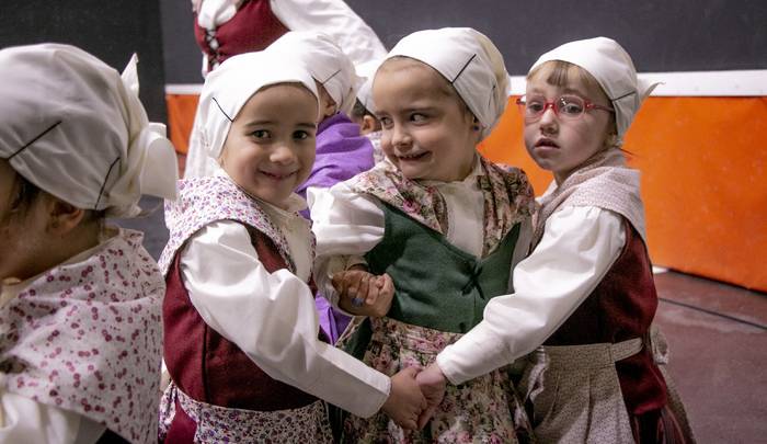 Ubixeta dantza taldeak dantz 40 1766416550823