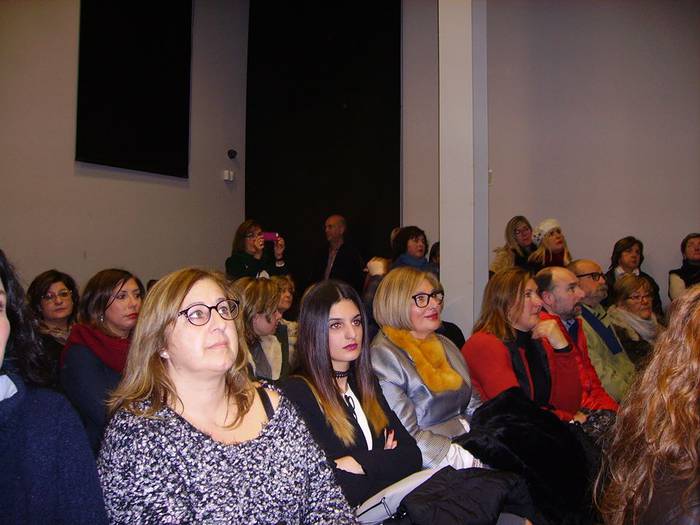 Maria Luisa Goikoetxeak Alho 26 1485178818403