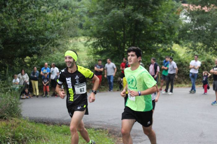 Auzoko mendiak zeharkatu zit 23 1498470815852