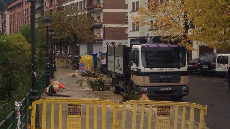 Hasi dira Maestro Elorza eta tren geltoki inguruko lanak