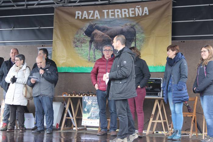 Eguraldi petrala izan arren, 6 1513616595700