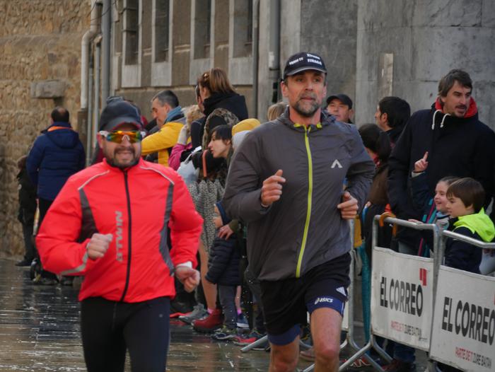 Ehunka lasterkarik bete dute 273 1549205831077