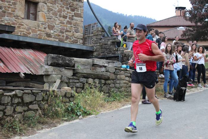 Auzoko mendiak zeharkatu zit 123 1498471840195