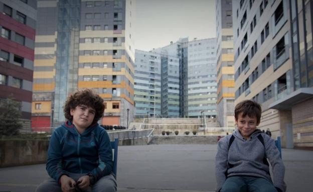 'Uhinak' dokumentalaren estreinaldia egingo du Korrikak ostiralean Faktorian