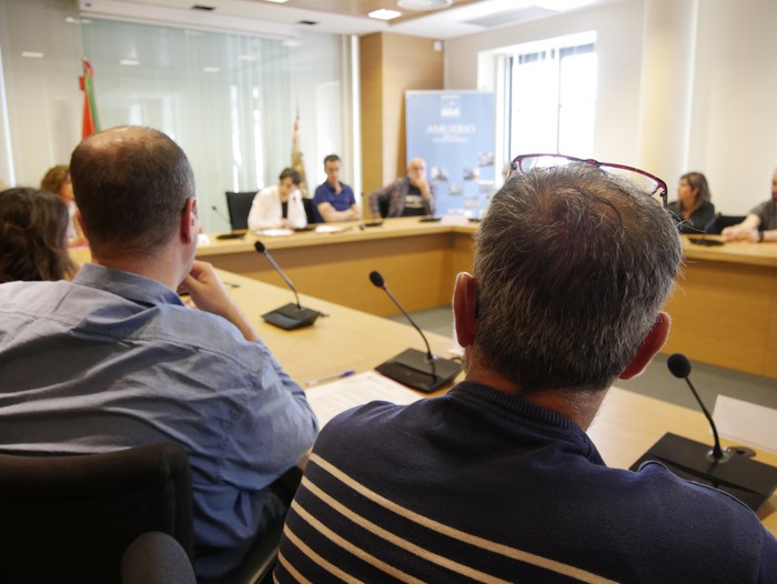 Aldaketa klimatikoa eta Kataluniako egoera izan dituzte hizpide Amurrioko Udal Osoko Bilkuran