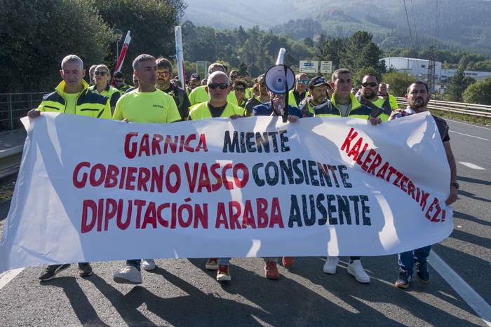 Aldundiaren bulegoak okupatu 38 1760709594726