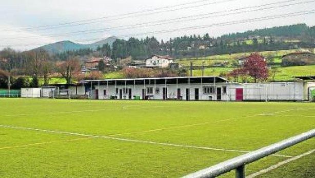 490 lagunentzako gradak egingo dituzte San Martin futbol zelaian