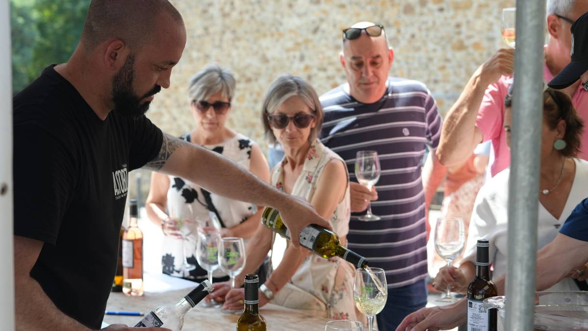 Gurutze Beitiaren eskutik egingo dute herritarrek topa Okondoko Txakolin Jaian