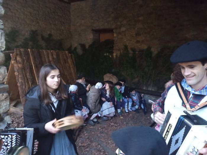 Poztasuna eraman du Olentzer 6 1766615421511