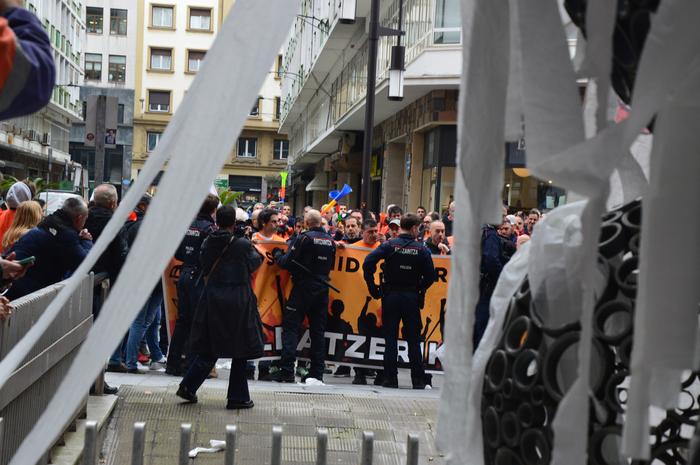 Tubos Reunidoseko bulego nag 12 1773140217338