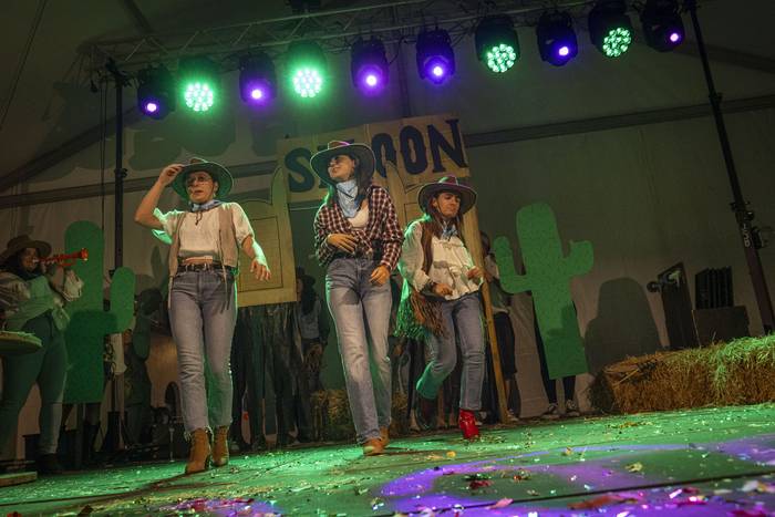 Maila altuko ikuskizuna eska 94 1757231542152