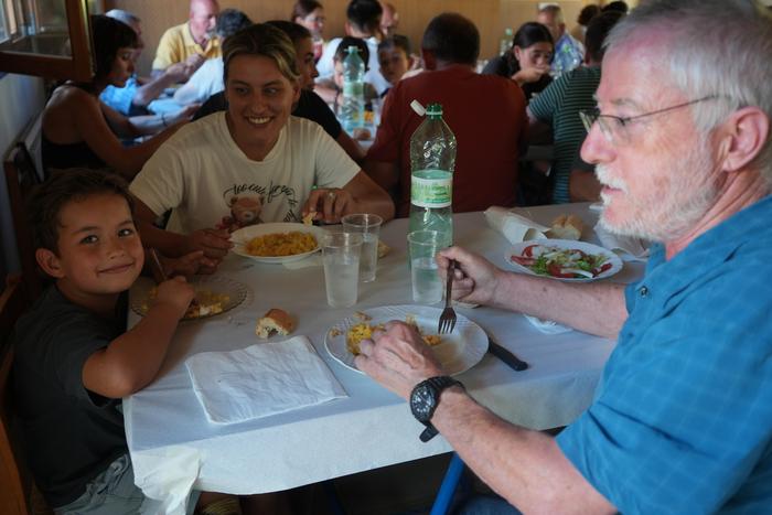 Zuhatzako jaietan paella iza 22 1753009885557