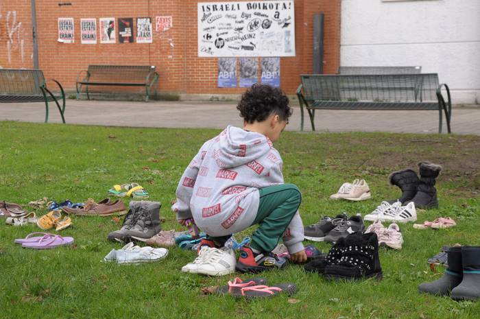 Palestinako genozidioaren bi 12 1766332110264