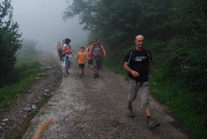 Añesetik Gorobelera doan bidean zementua jartzen hasiko dira bihar