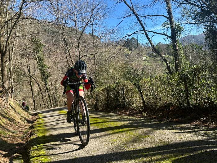 Txirrindulari gazteek erloju 30 1771856305380