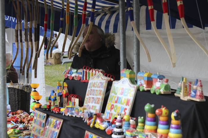 Baserri Azoka egin dute Okon 7 1521978661877